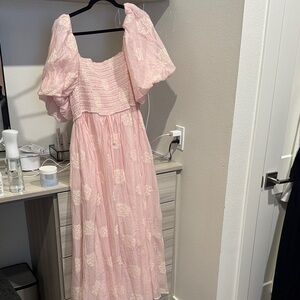 Elegant Pink Maxi Dress